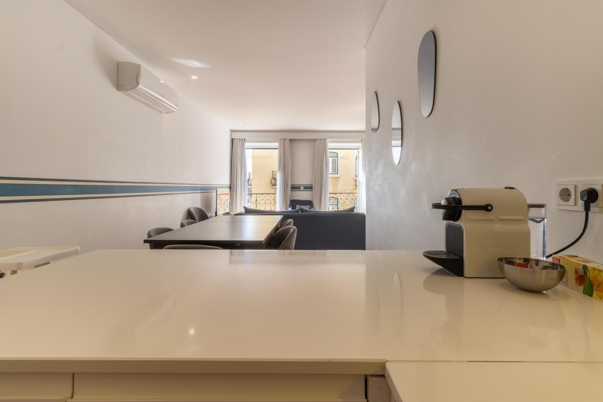 Apartamento Modern 3Br, Terrace, Ac/Heating & Self Check-In Lisboa Exterior foto