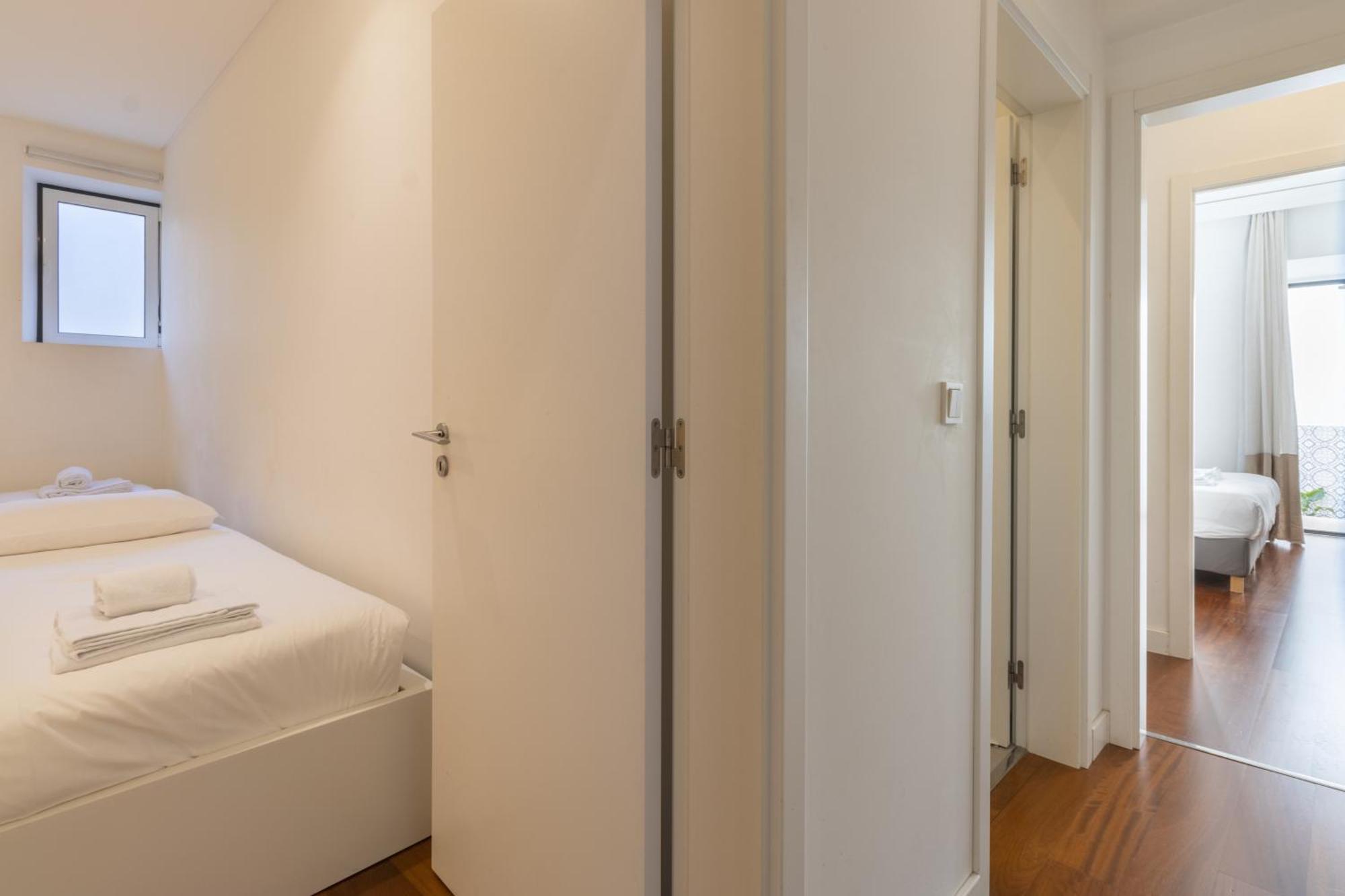 Apartamento Modern 3Br, Terrace, Ac/Heating & Self Check-In Lisboa Exterior foto