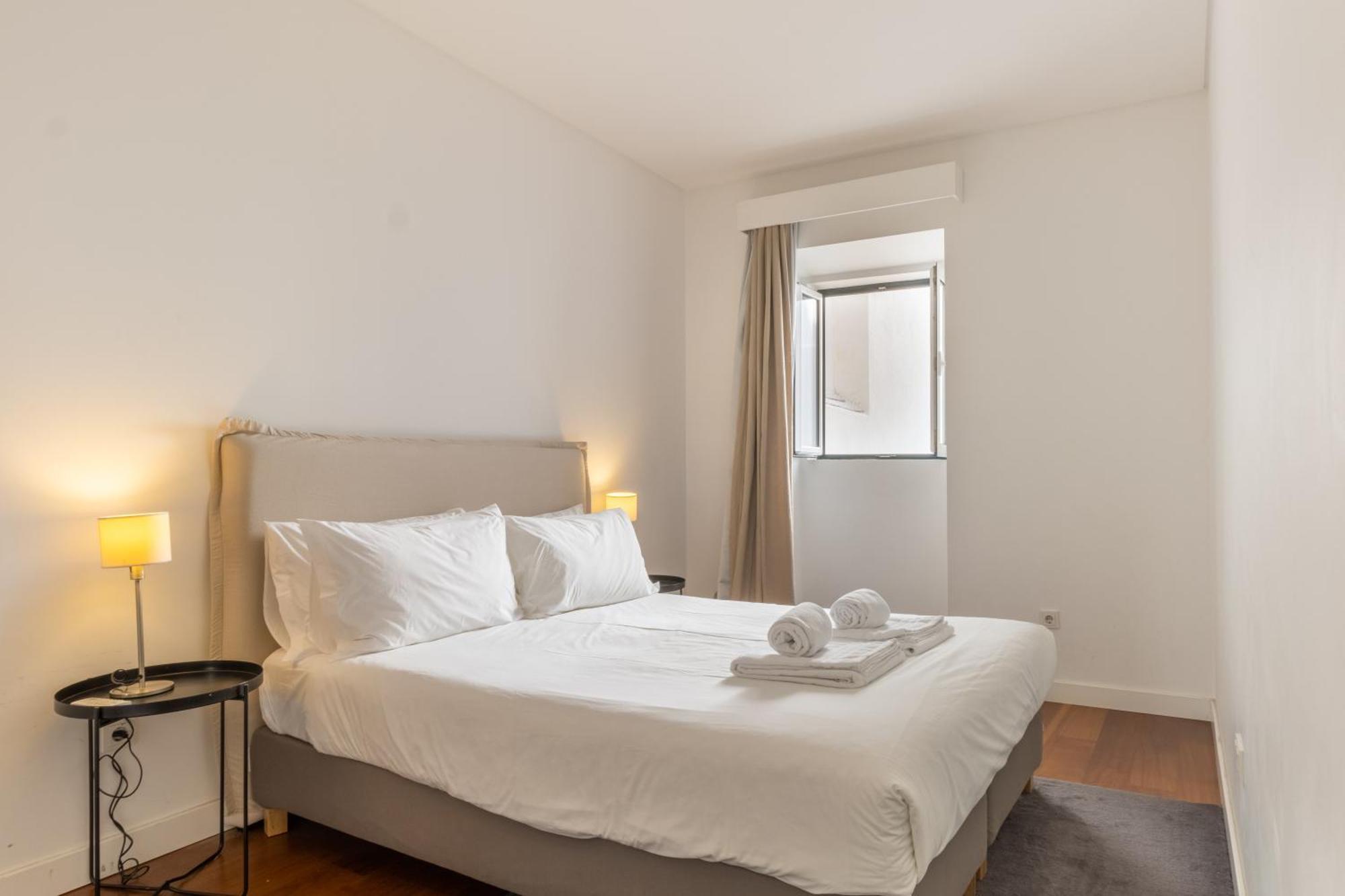 Apartamento Modern 3Br, Terrace, Ac/Heating & Self Check-In Lisboa Exterior foto
