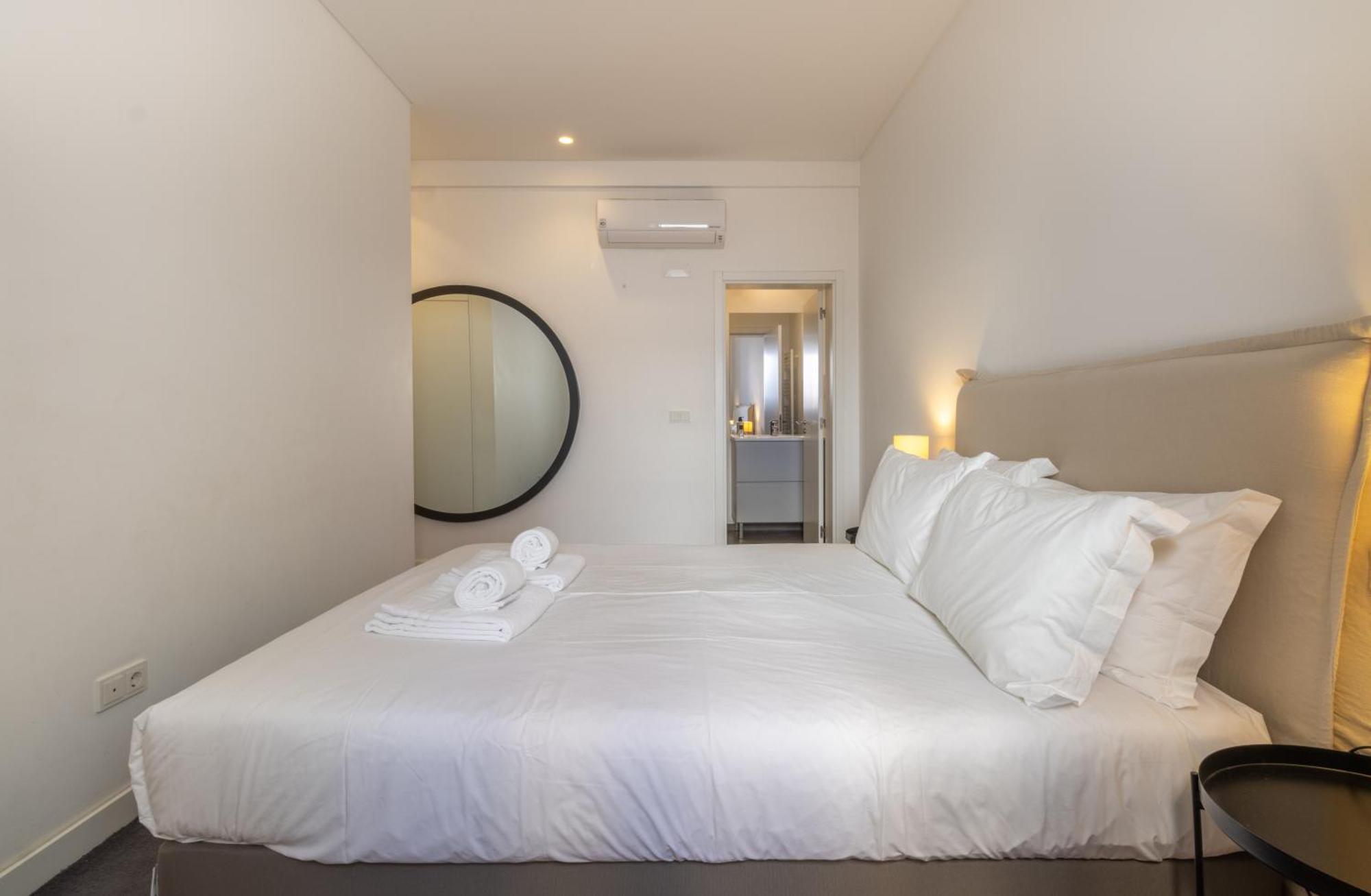 Apartamento Modern 3Br, Terrace, Ac/Heating & Self Check-In Lisboa Exterior foto